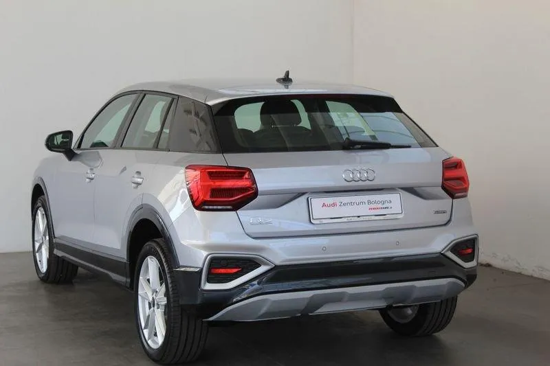 AUDI Q2 35 TDI quattro S tr. Admired Advanced Image 4