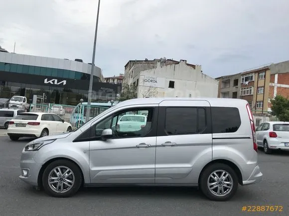 Ford Tourneo Connect 1.5 EcoBlue Titanium Image 4